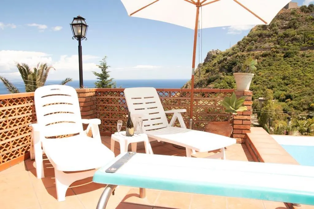 Villa Zen Taormina 0*,  İtalya