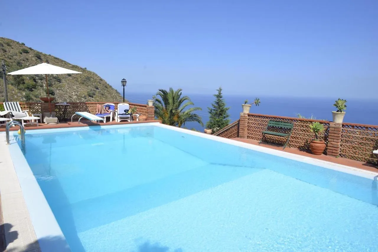 Villa Zen Taormina 0*,
